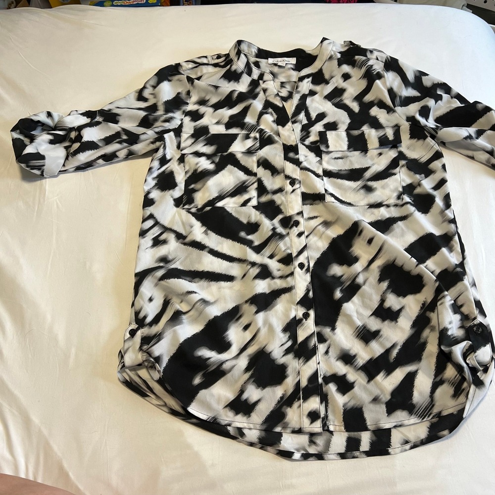 Calvin Klein Womens Black White Abstract Print Roll Tab Button Down Blouse M